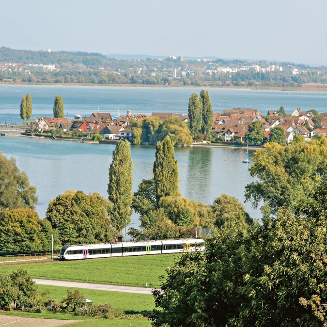 Train régional Thurbo à Untersee près d'Ermatingen | © Thurbo, 2011, Fotograf: Martin Bennett