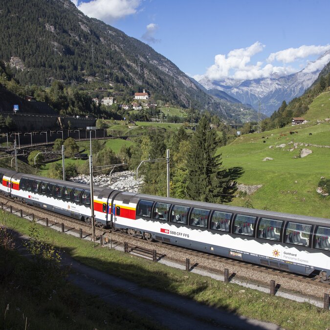 The Wattinger curve between Erstfeld and Göschenen | © SBB CFF FFS