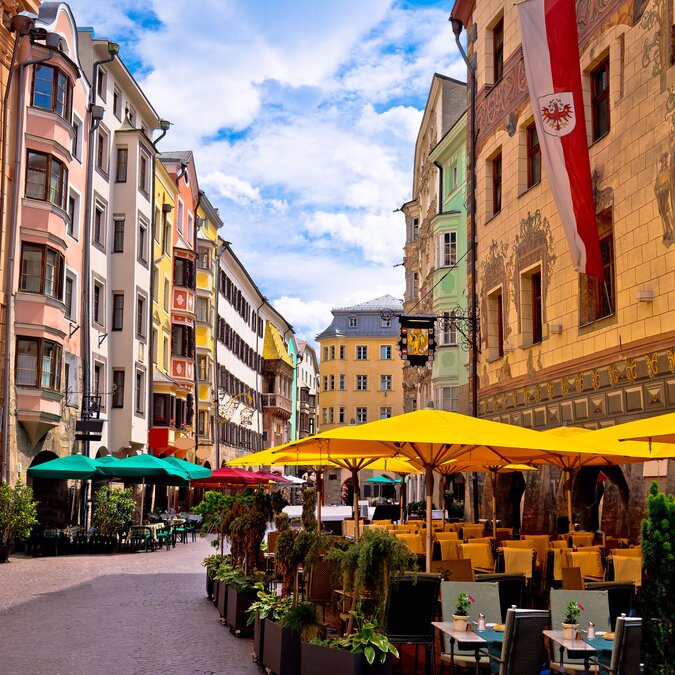 Historic street Innsbrucker Aussicht | © Shutterstock 647165974