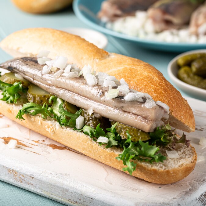 Délicatesse à Utrecht - Pain garni de hareng | © shutterstock / 1527984614
