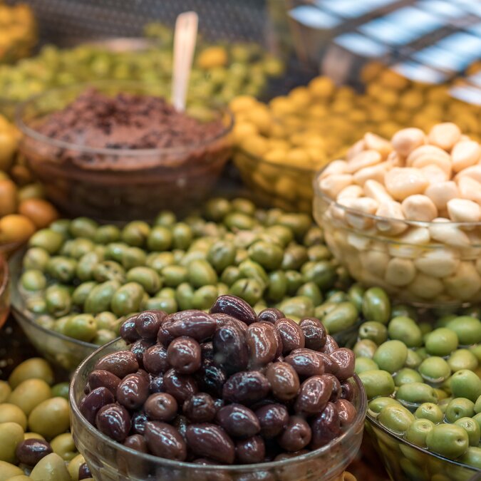 Valencia market | © shutterstock_1829600582