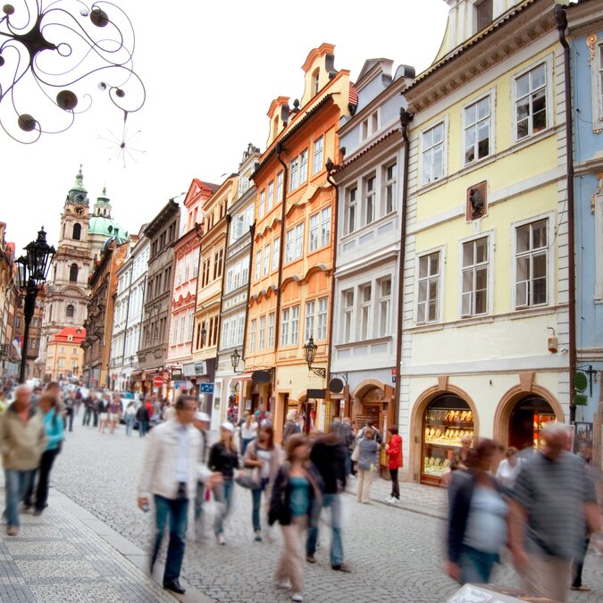Foule dans les rues de Prague | © Shuttertstock 58191259